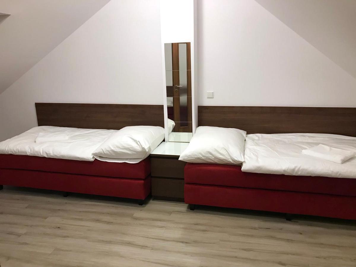 Valentine'S National Museum Apartments Praga Zewnętrze zdjęcie